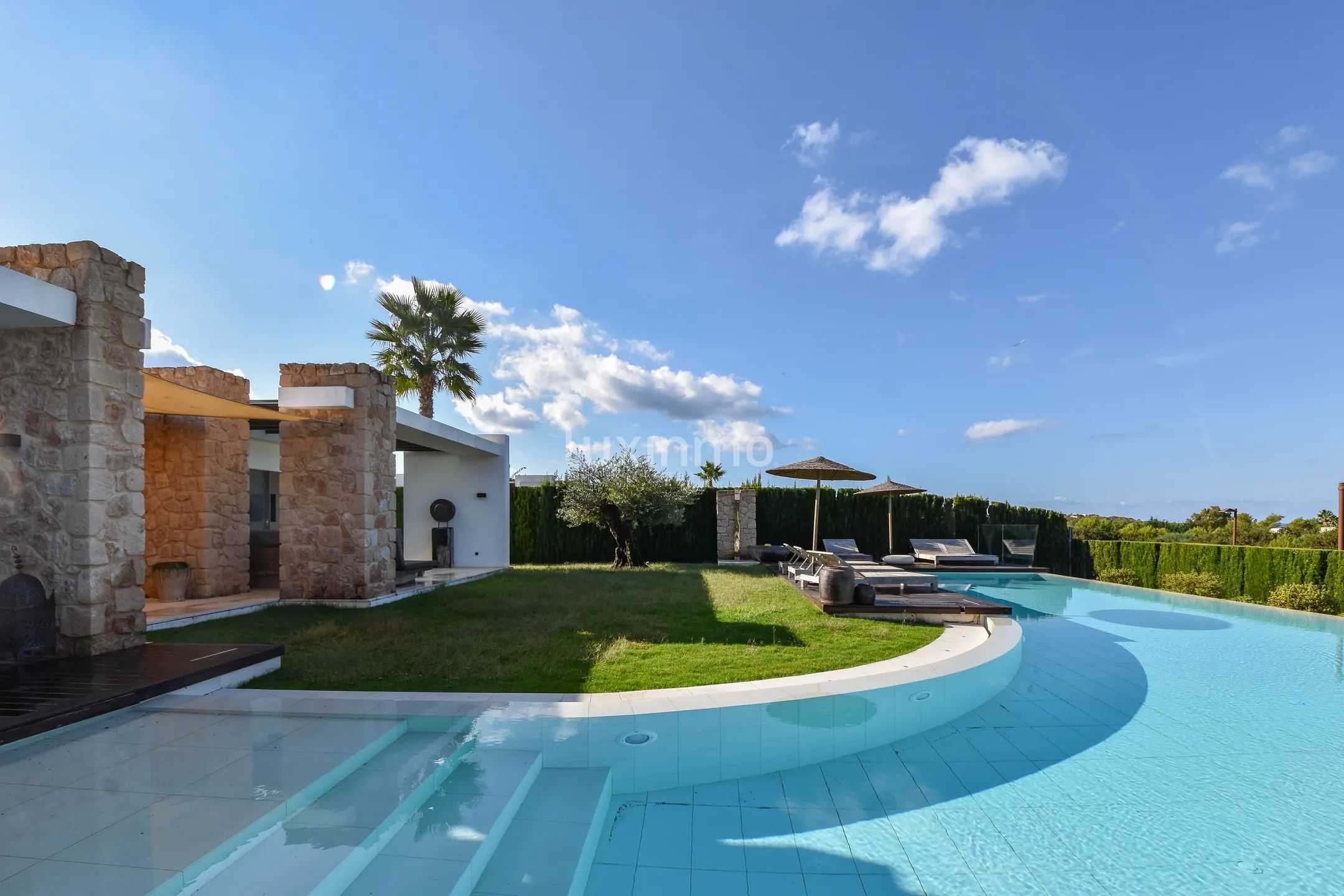 Villa dans une urbanisation de luxe à Cala Conta