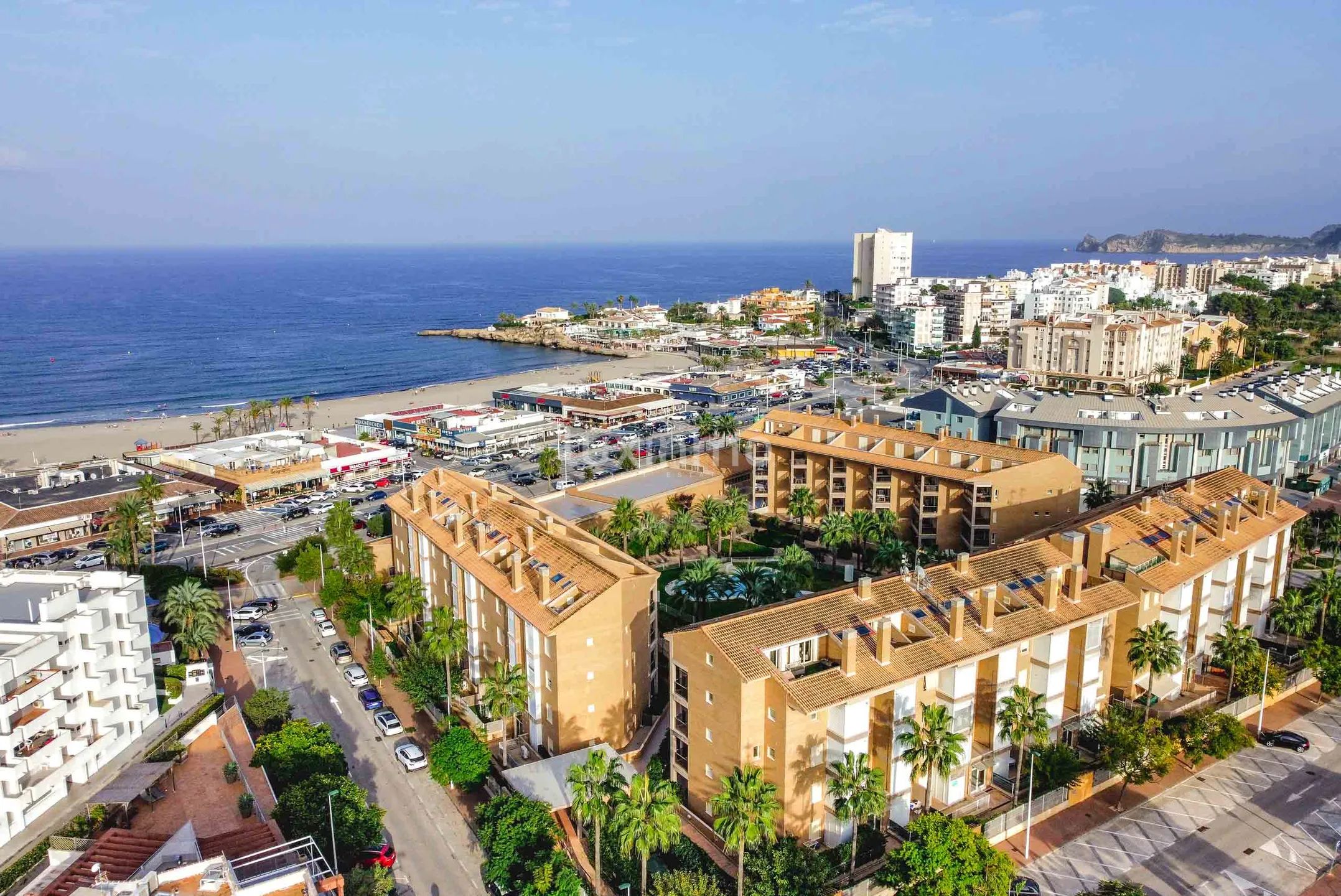 uthyrning och köp av lägenheter på stranden arenal javea