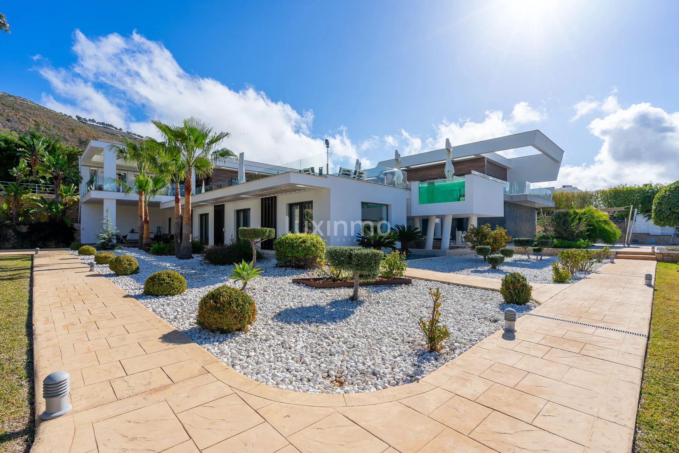 Villa de lujo de 6 dormitorios con vistas al mar en Cansalades